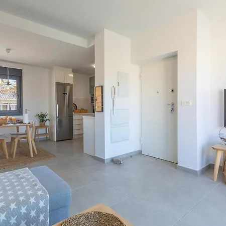 Apartment Cozy Apartment In Torrevieja