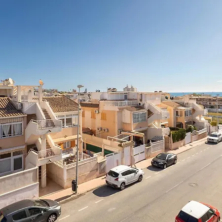 Apartment Cozy Apartment In Torrevieja *