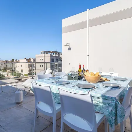 Apartment Cozy Apartment In Torrevieja