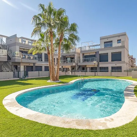 Cozy Apartment In Torrevieja